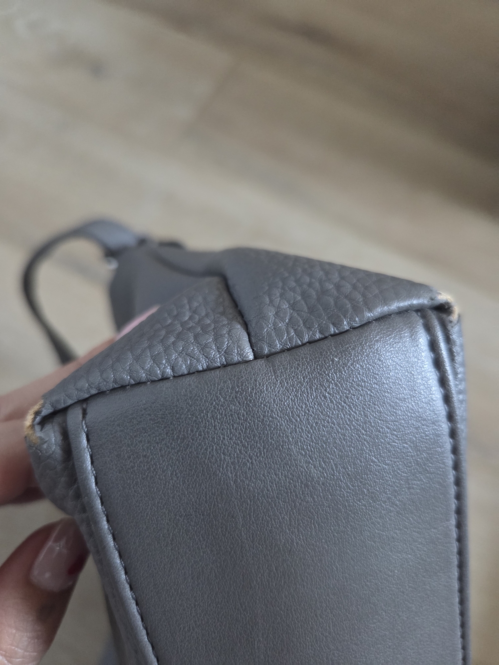 ROOTS Crossbody Bag - Picture 7 of 9